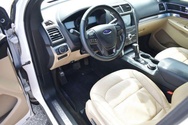 Ford Explorer Limited 4WD 2017