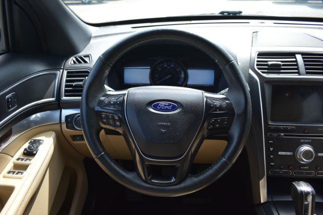 Ford Explorer Limited 4WD 2017