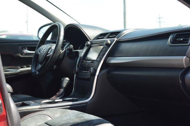Toyota Camry XLE 2016