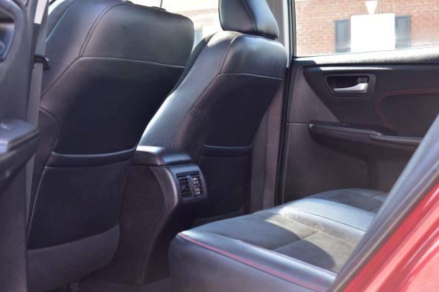 Toyota Camry XLE 2016