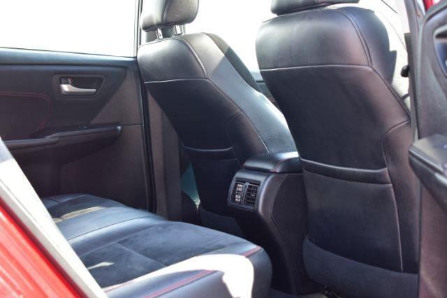 Toyota Camry XLE 2016