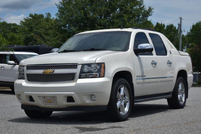 2013 Chevrolet Avalanche LTZ 4WD