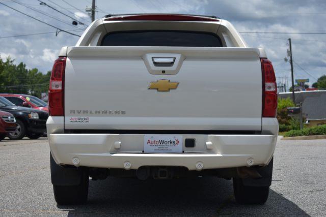Chevrolet Avalanche LTZ 4WD 2013