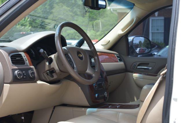 Chevrolet Avalanche LTZ 4WD 2013