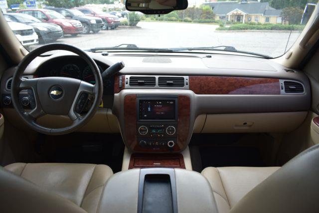 Chevrolet Avalanche LTZ 4WD 2013