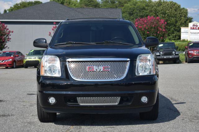 GMC Yukon Denali 4WD 2013