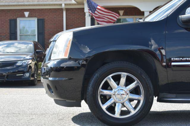 GMC Yukon Denali 4WD 2013