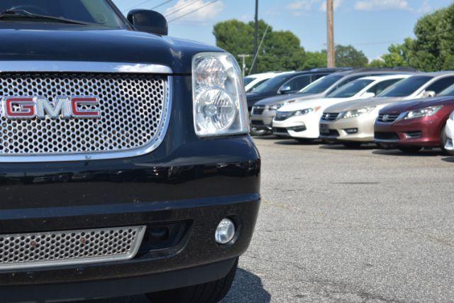 GMC Yukon Denali 4WD 2013