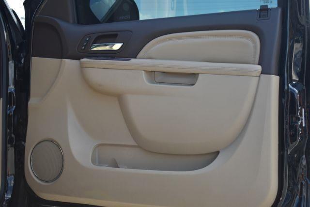 GMC Yukon Denali 4WD 2013