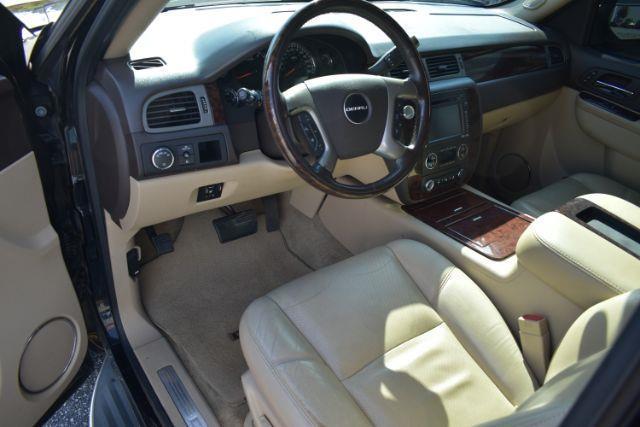 GMC Yukon Denali 4WD 2013