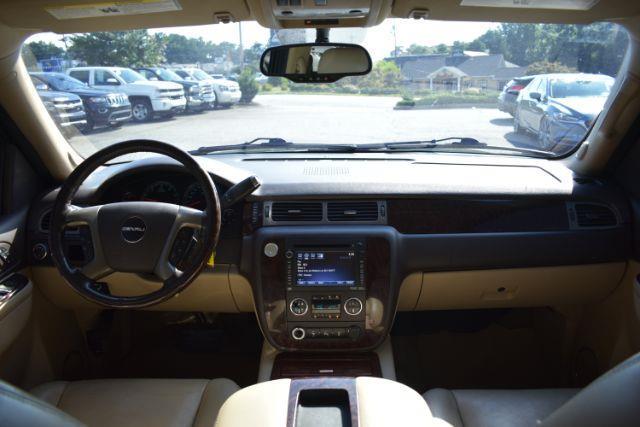 GMC Yukon Denali 4WD 2013
