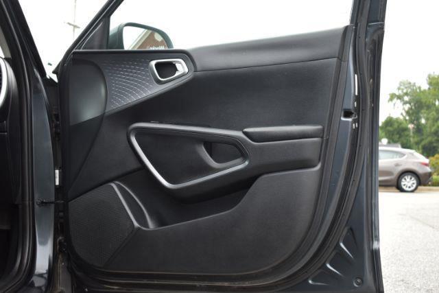Kia Soul S 2020