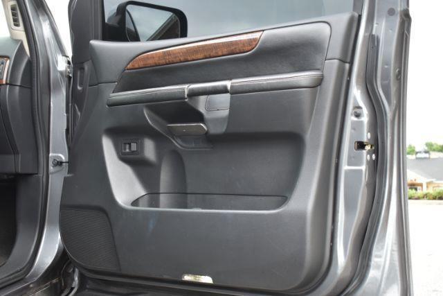 Nissan Armada Platinum 4WD 2014