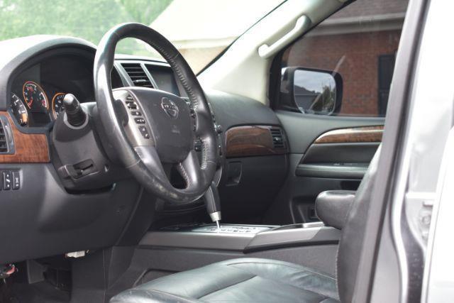 Nissan Armada Platinum 4WD 2014