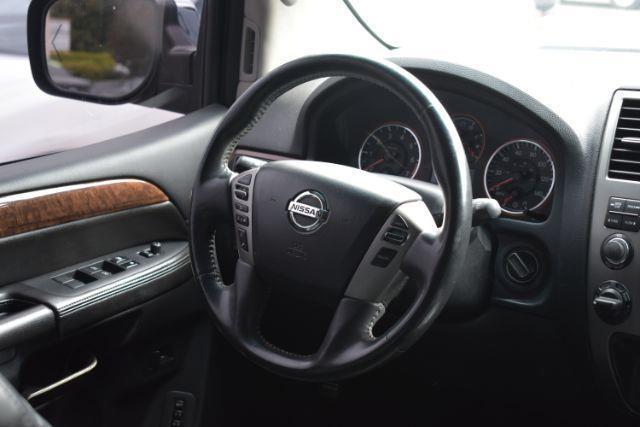 Nissan Armada Platinum 4WD 2014