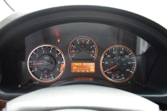 Nissan Armada Platinum 4WD 2014