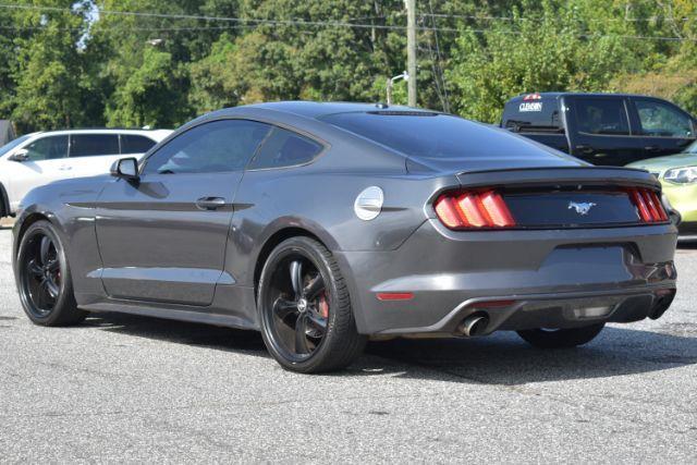 Ford Mustang EcoBoost Coupe 2015