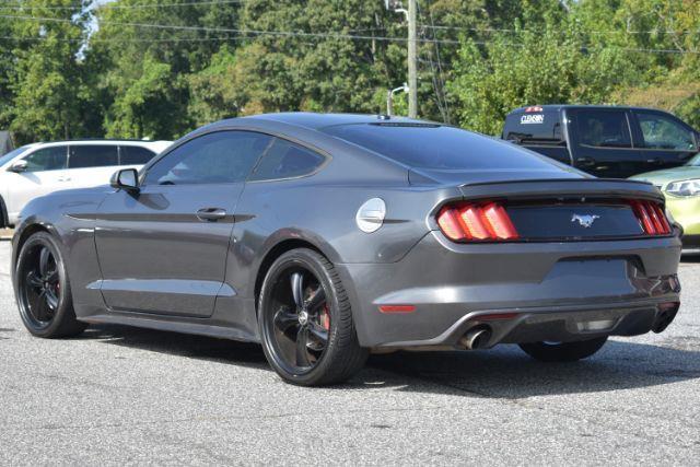 Ford Mustang EcoBoost Coupe 2015