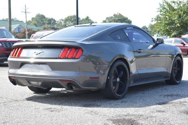 Ford Mustang EcoBoost Coupe 2015