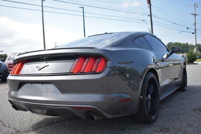 Ford Mustang EcoBoost Coupe 2015