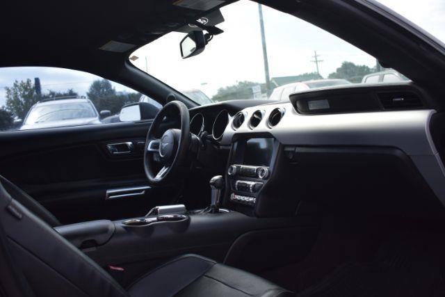 Ford Mustang EcoBoost Coupe 2015