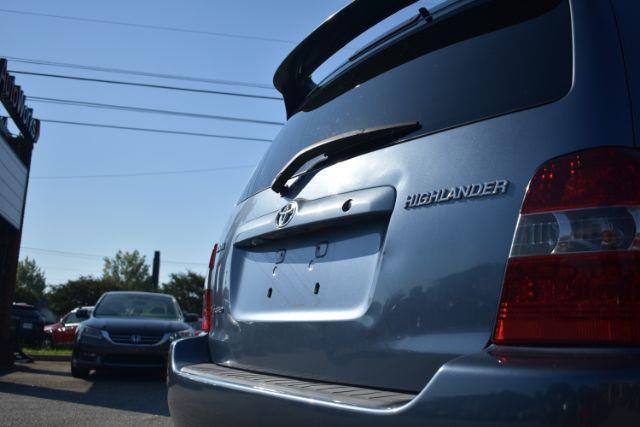Toyota Highlander Limited V6 4WD 2007