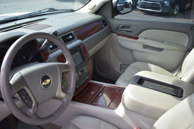 Chevrolet Tahoe LTZ 2WD 2012