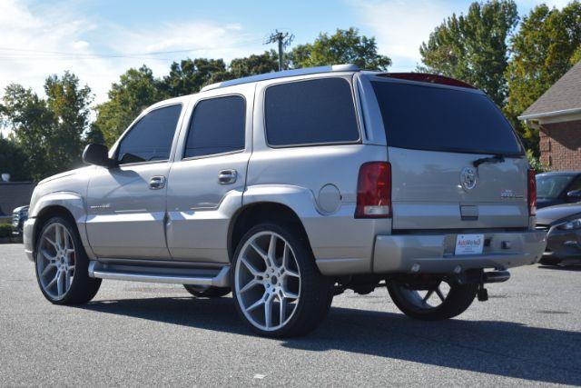 Cadillac Escalade AWD 2004
