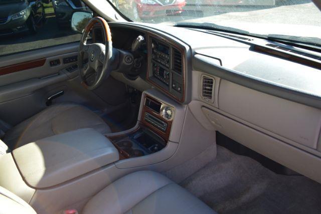 Cadillac Escalade AWD 2004