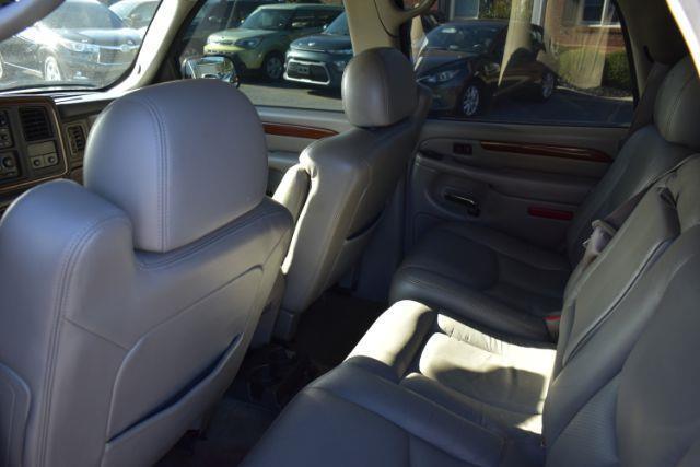 Cadillac Escalade AWD 2004