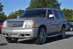 2004 Cadillac Escalade 