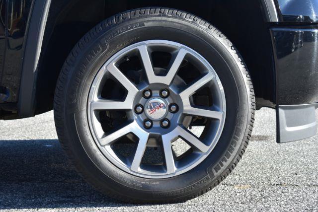 GMC Sierra 1500 Denali Crew Cab Long Box 4WD 2015