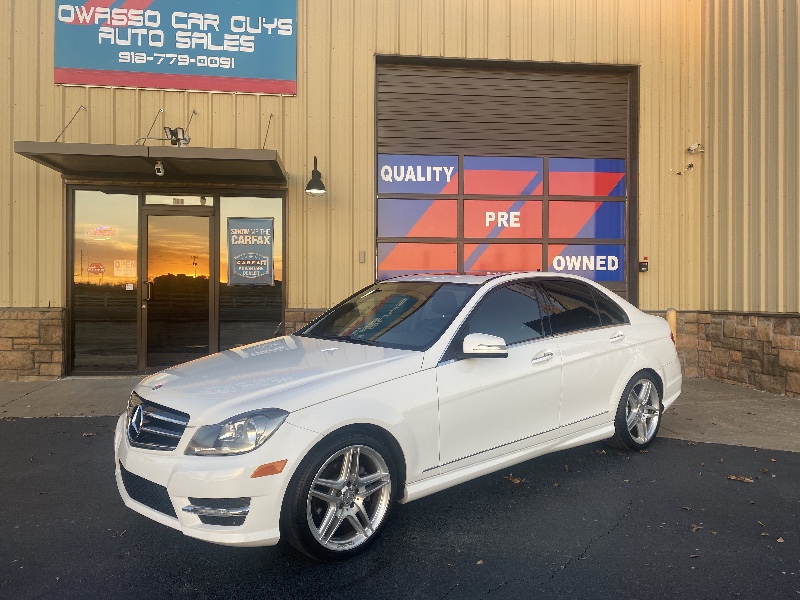 Used 2014 MercedesBenz CClass C250 Luxury Sedan for Sale in Owasso OK 74055 Owasso Car Guys
