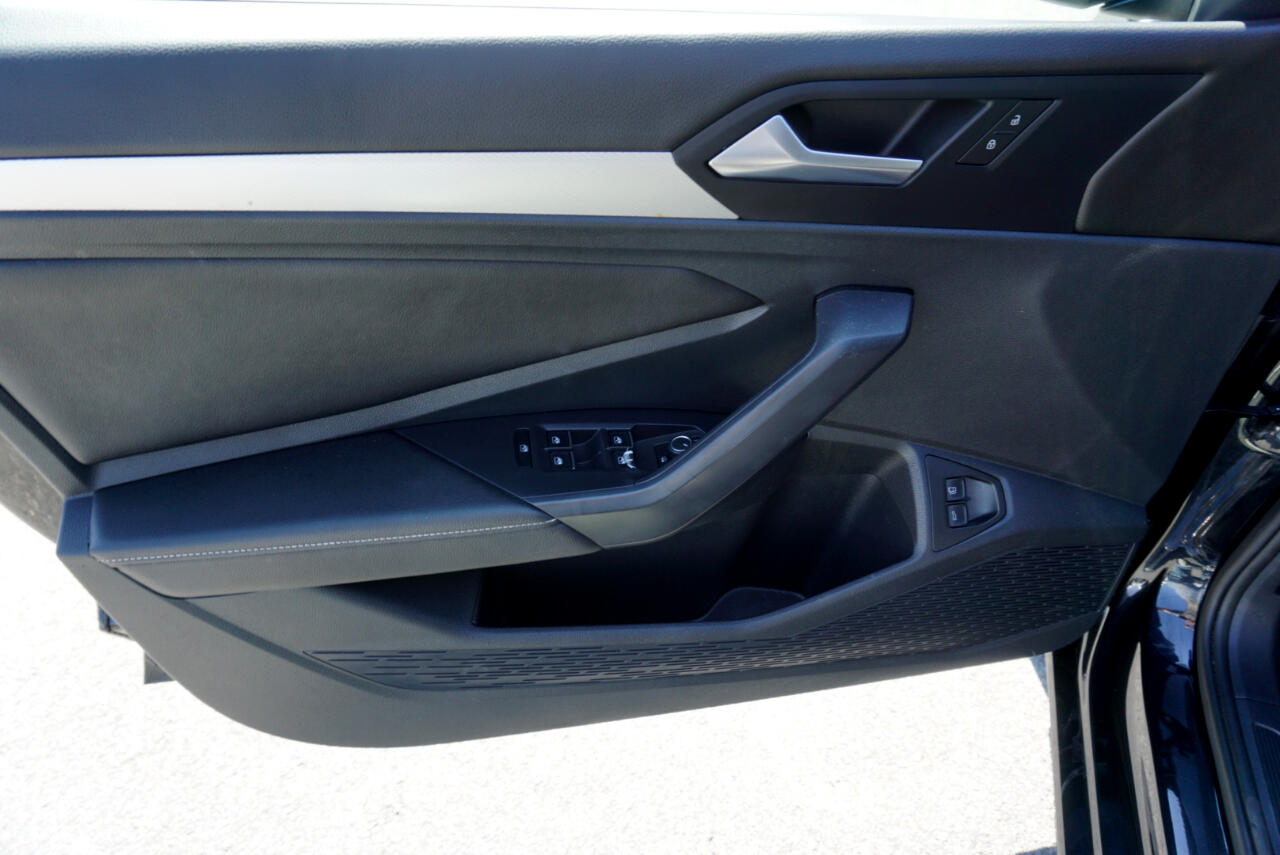 2024 Volkswagen Jetta S photo 9