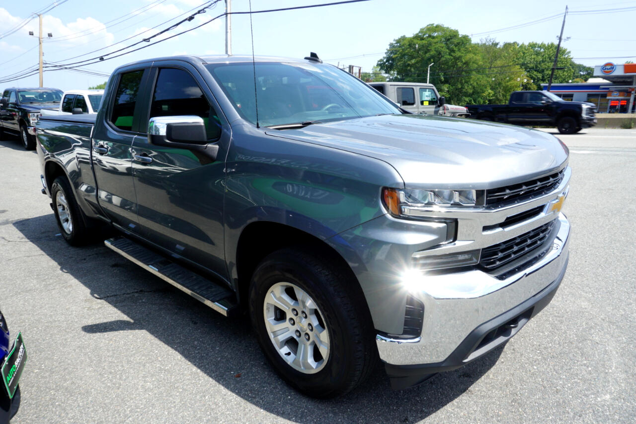 2020 Chevrolet Silverado 1500 LT photo 3