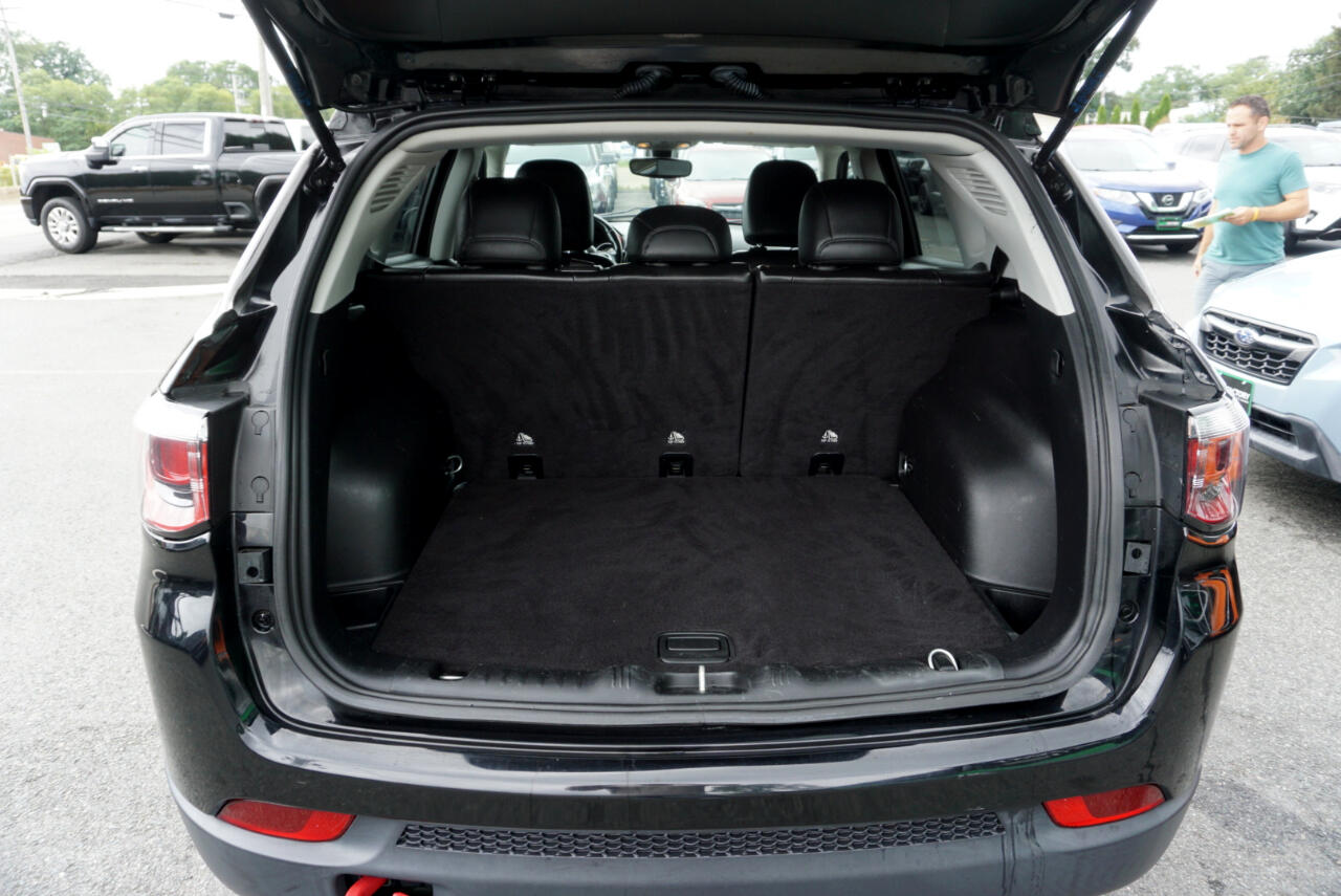 2020 Jeep Compass Trailhawk photo 3