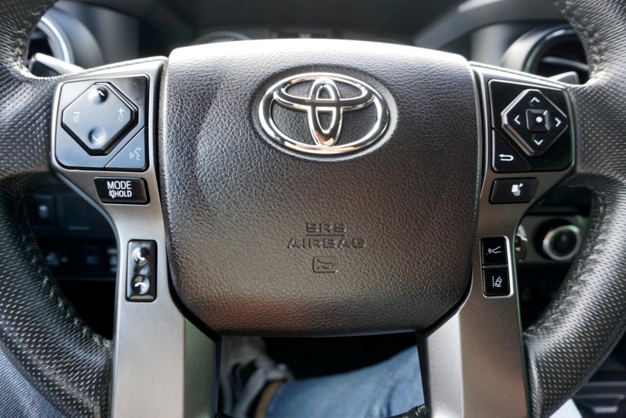 2021 Toyota Tacoma SR5 Double Cab photo 16
