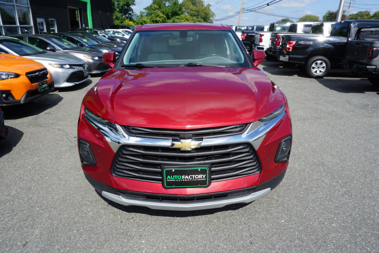 2019 Chevrolet Blazer 2LT photo 2
