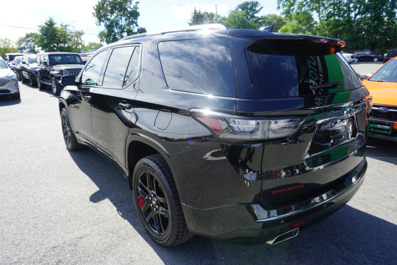 2019 Chevrolet Traverse Premier photo 3