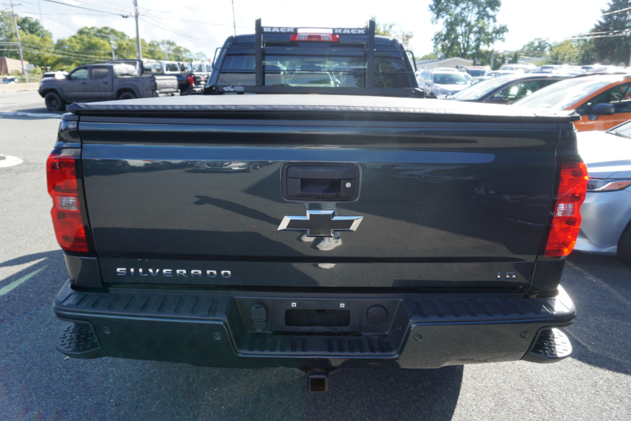 2019 Chevrolet Silverado 1500 LT Z71 photo 2