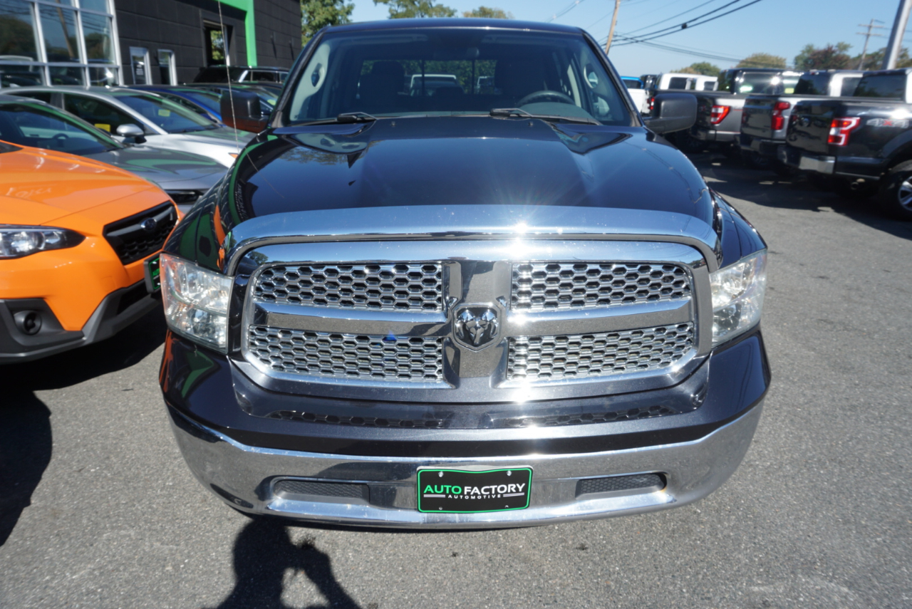 2017 Ram 1500 SLT photo 2