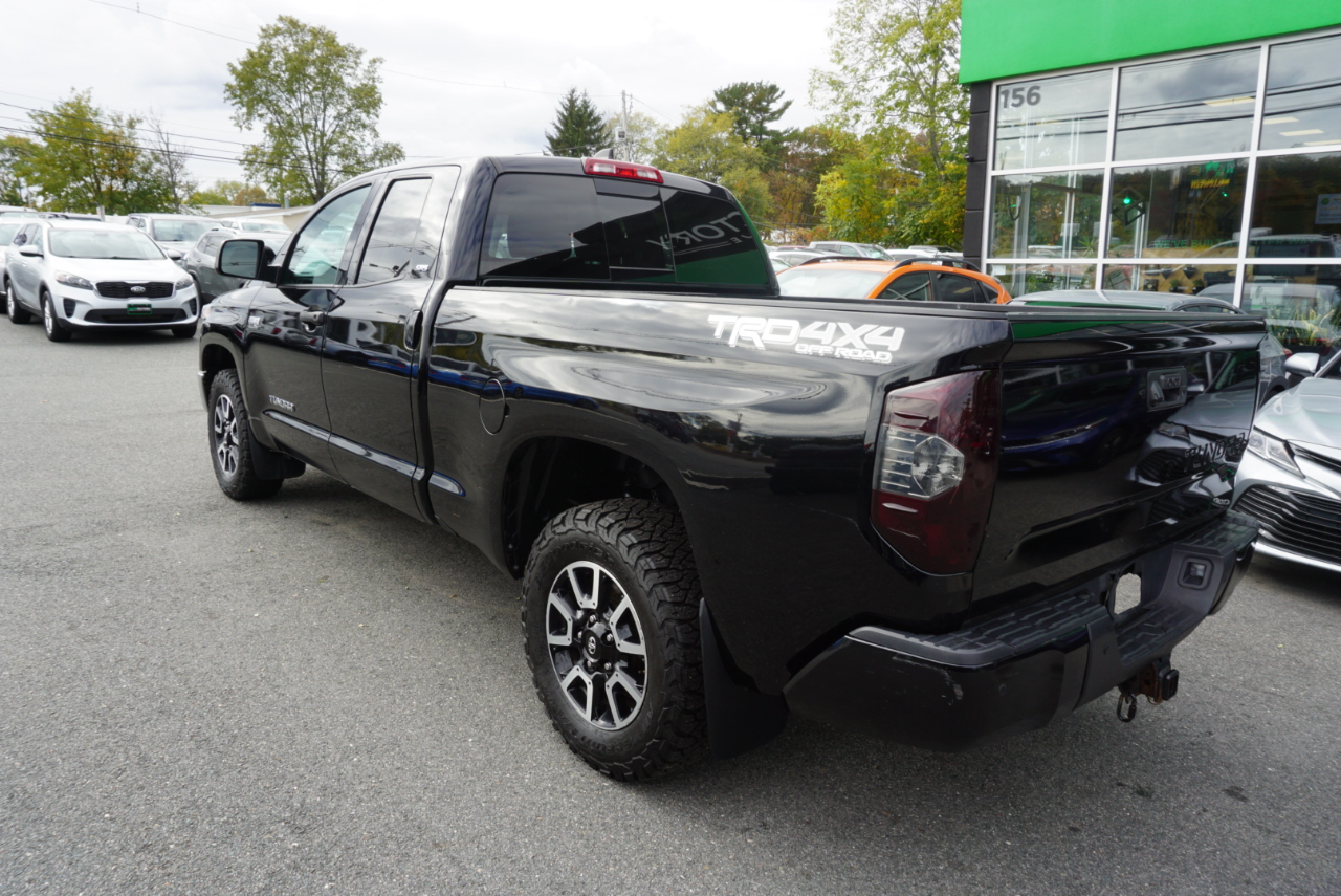 Toyota Tundra 4WD  2021