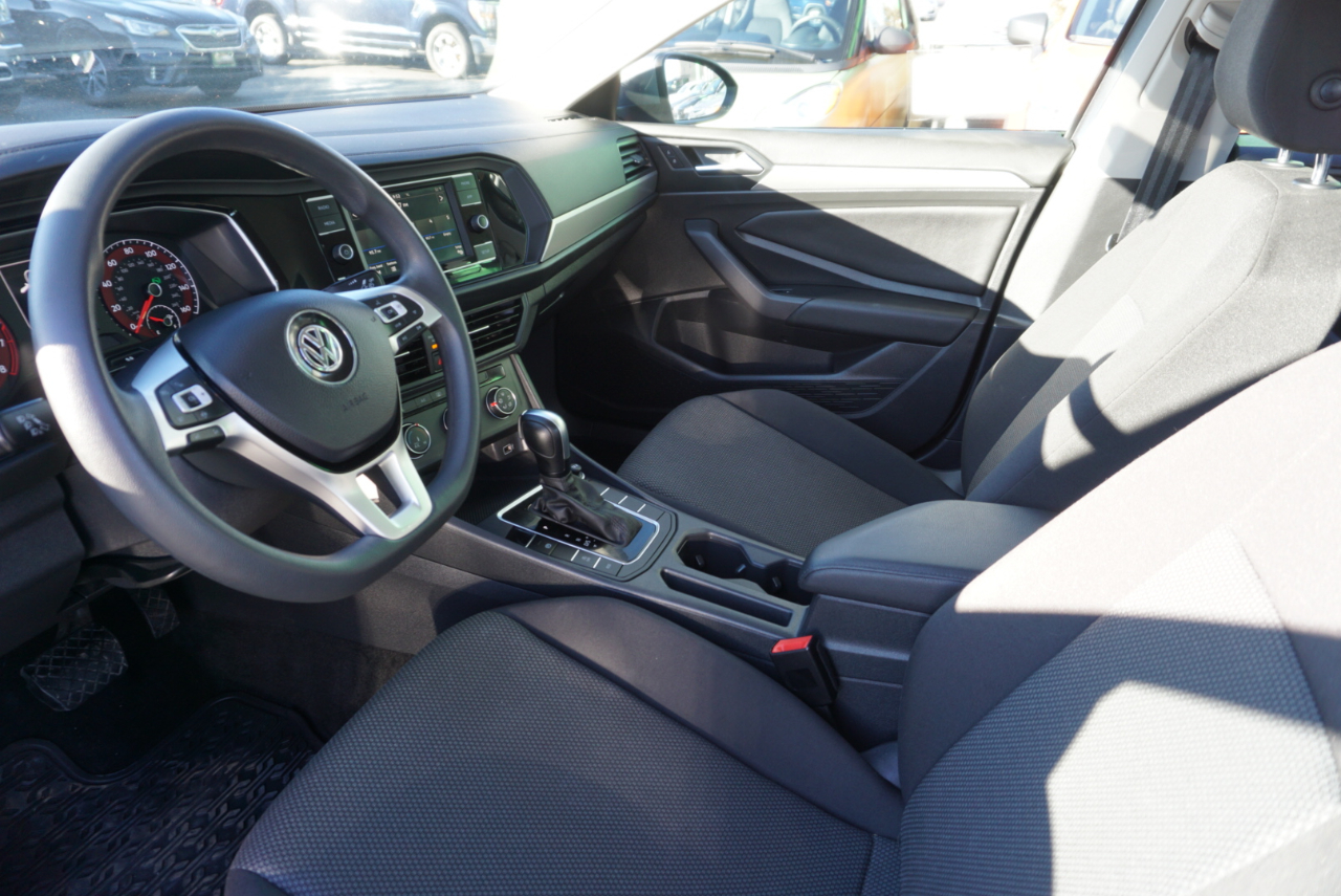 Volkswagen Jetta  2019