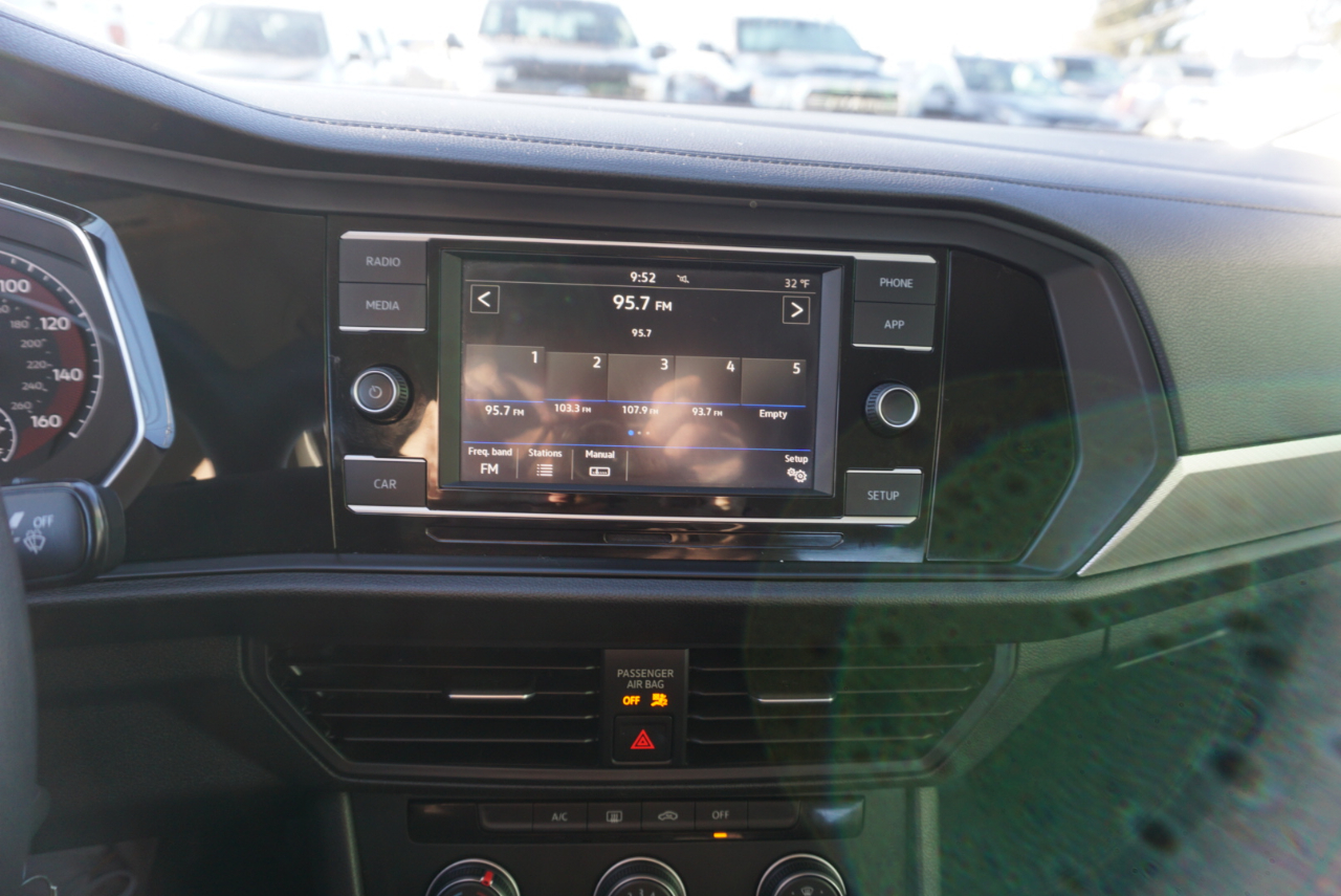 Volkswagen Jetta  2019