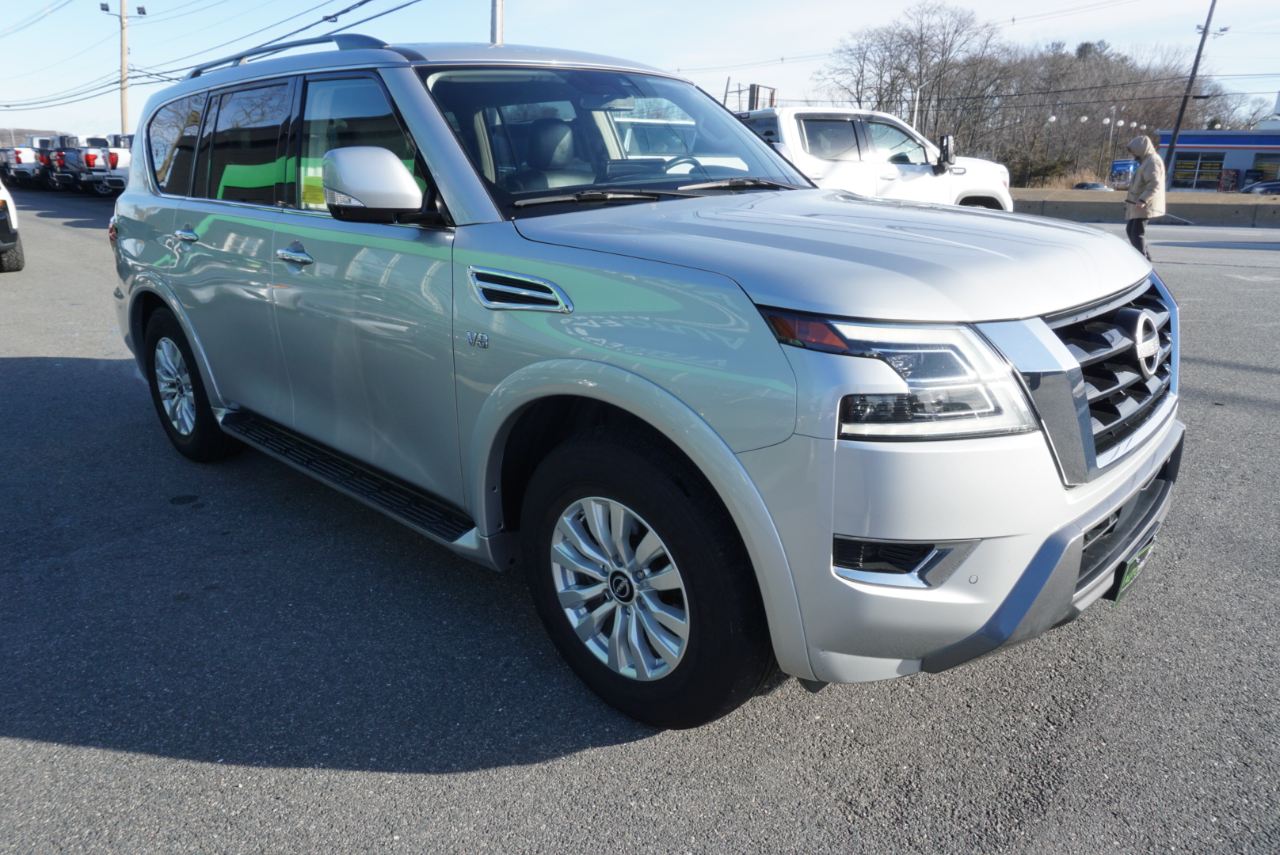 Nissan Armada 4x4 SV 2021