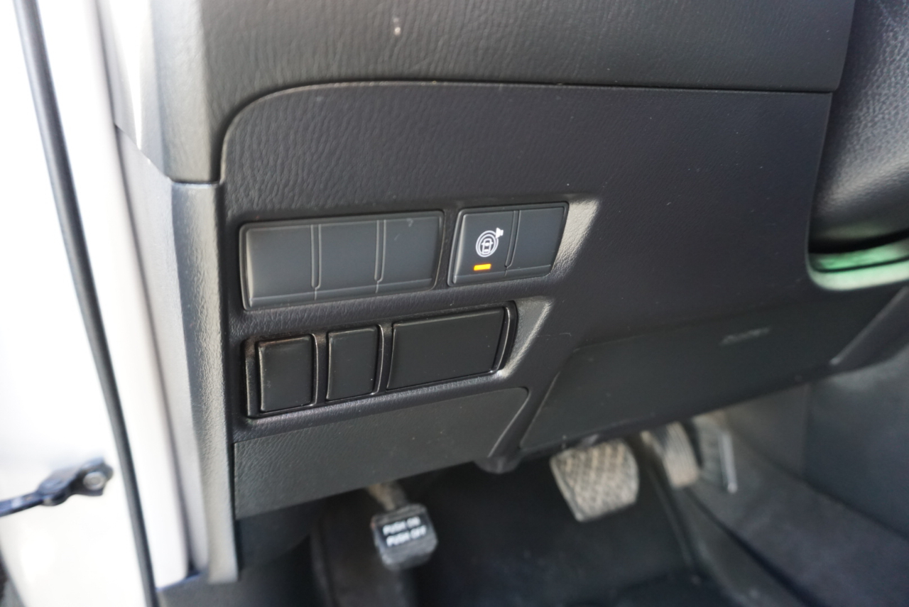 Nissan Armada 4x4 SV 2021