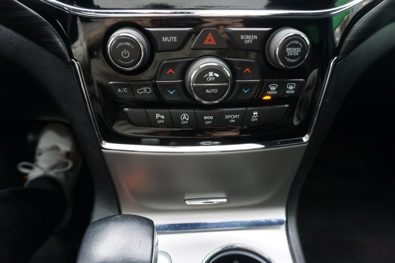 Jeep Grand Cherokee Altitude 4x4 2019