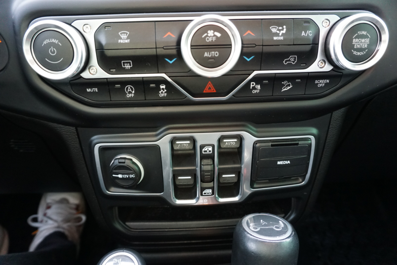 Jeep Wrangler Unlimited Sahara 4x4 2018