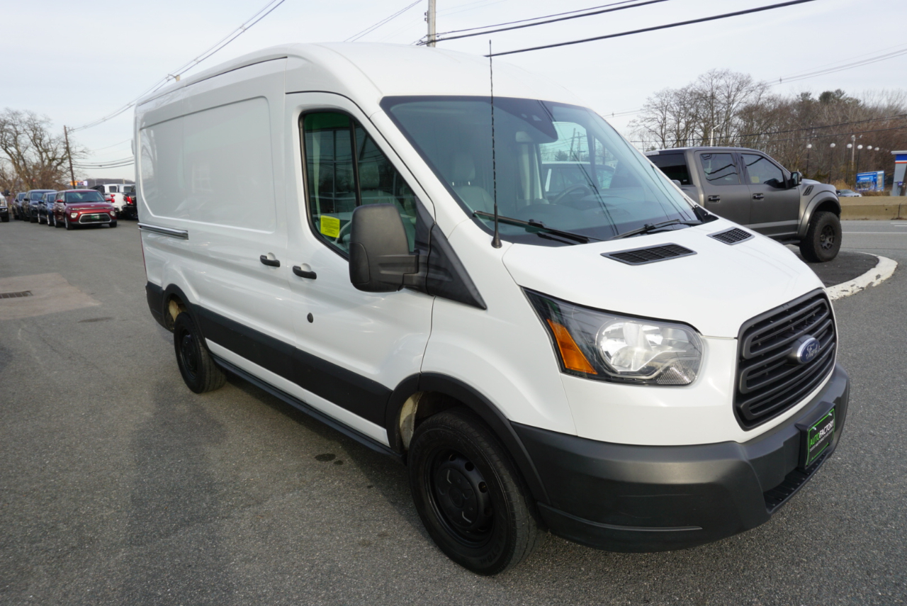 Ford Transit Van T-250 130" Med Rf 9000 GVWR Sliding RH Dr 2019