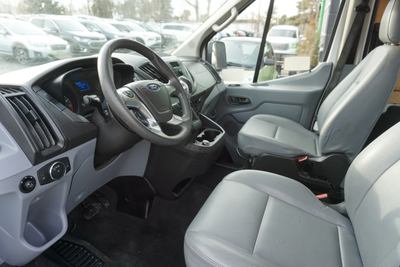 Ford Transit Van T-250 130" Med Rf 9000 GVWR Sliding RH Dr 2019